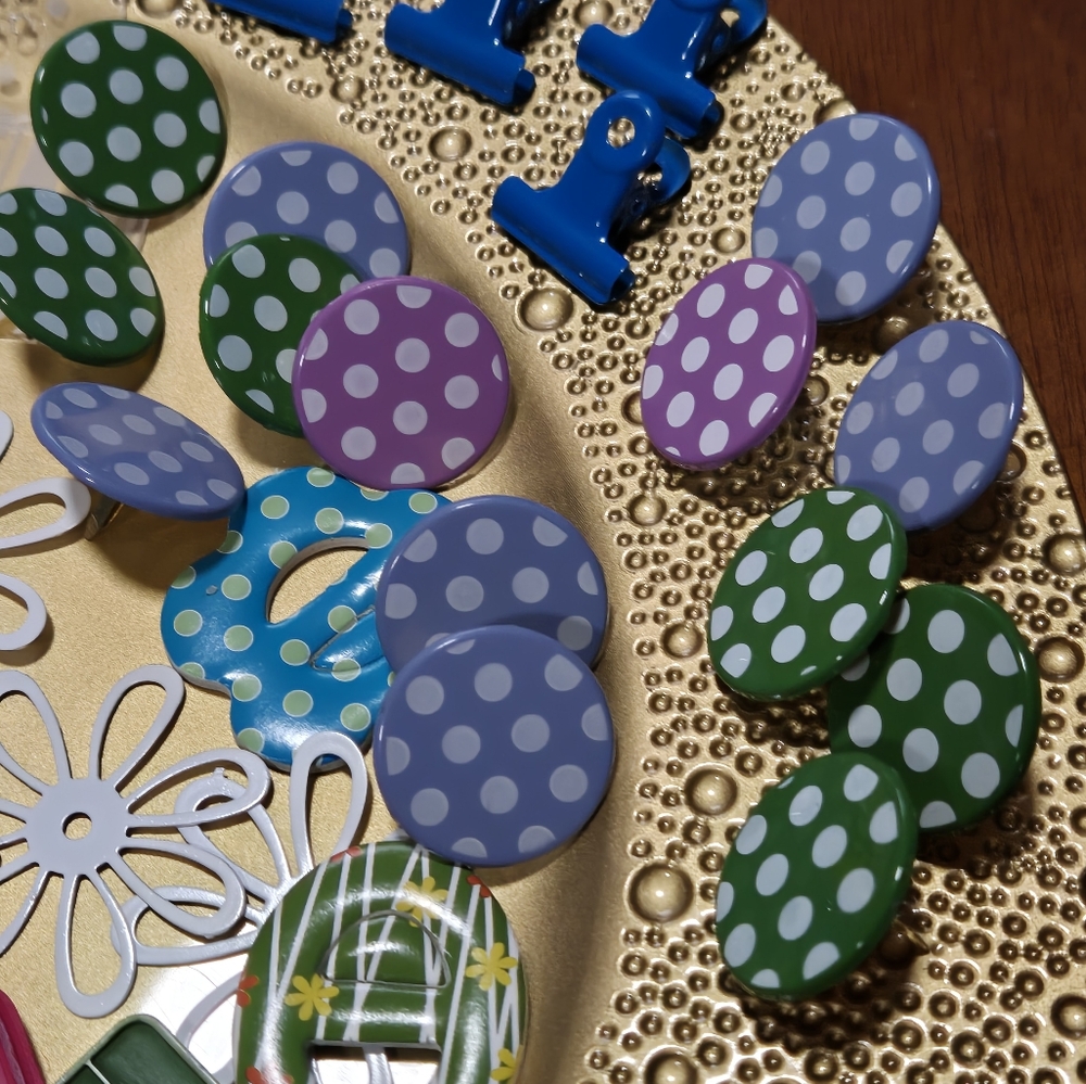 Colorful Scrapbooking Embellishments - Picture 15 of 16
